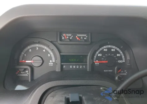 2009 Ford Econoline E350 Super Duty Wagon from USA, damaged, VIN 1FBSS31L39DA51838